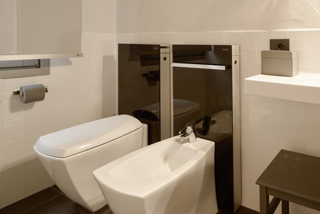 Smart Hotel Карпі Екстер'єр фото